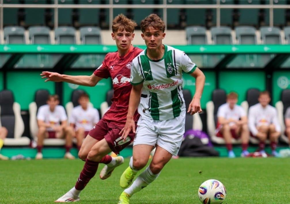Hrvatski talent iz Belgije potpisao prvi profesionalni ugovor s Borussijom Mönchengladbach